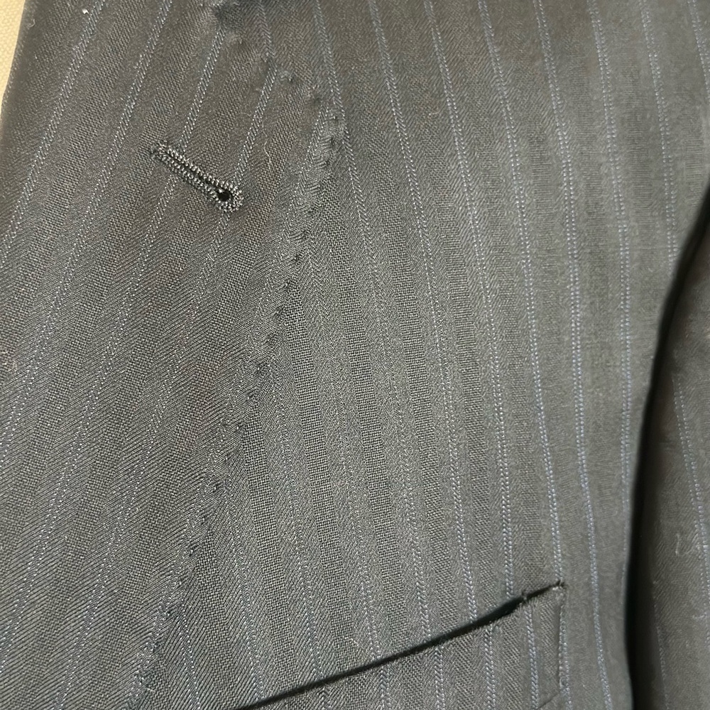 JOS A Bank men’s set pants and blazer suit - Picture 4 of 8